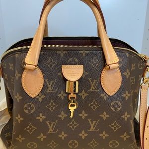 Louis Vuitton Rivoli NV MM